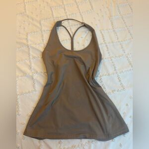 🩶ALO Yoga Khaki/Tan Tank Workout Tee